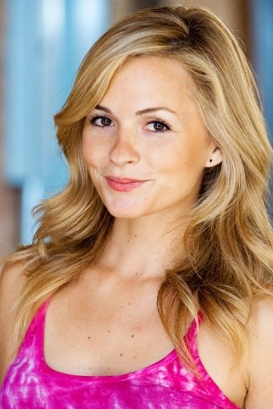 Нимфоманиялық секс Өз ұлын трахает ететін ананың онлайн порносын көру